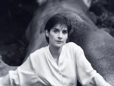 Enya - Дискография (1985-2015)