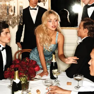 Sabrina Carpenter - Man’s Best Friend (Bonus Track Version)